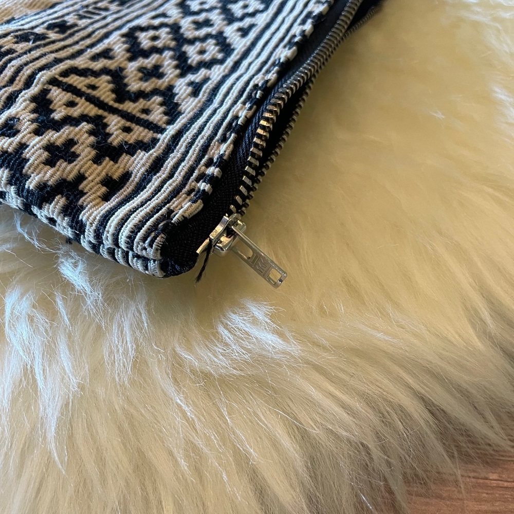 Levi’s Black and White Cotton Bag - Picture 7 of 7